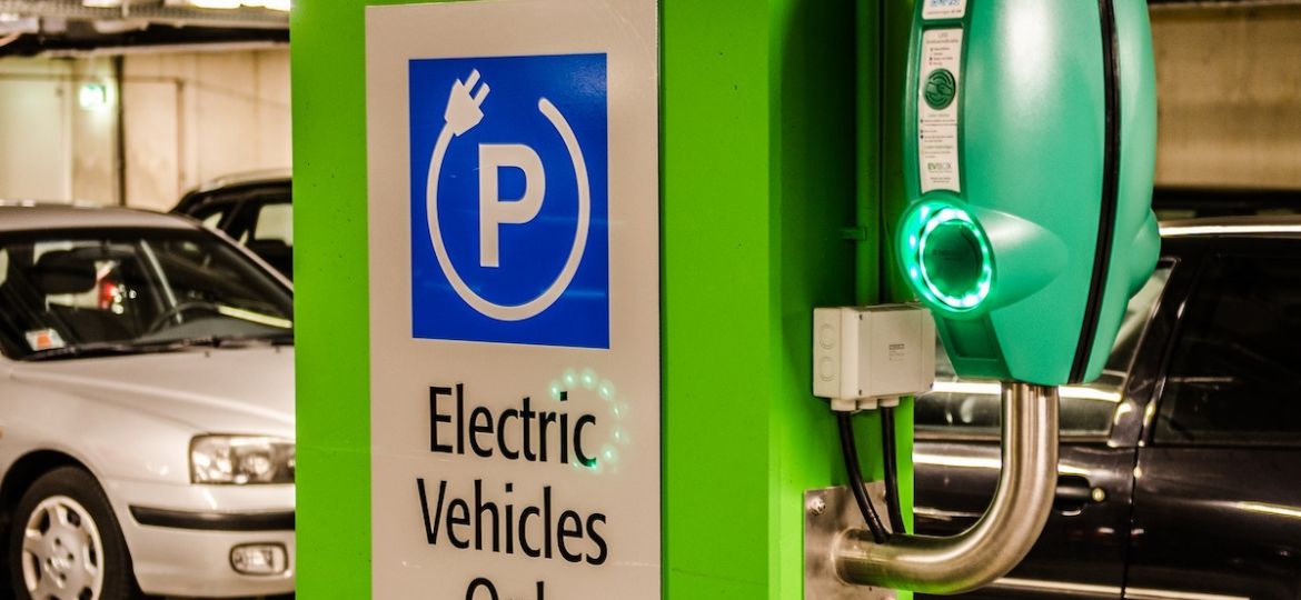 electric-2778403_1920